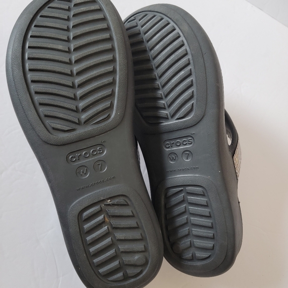 Crocs Monterey Hammered Metallic Wedge Flip Sandals  Womens Sz 7 Comfort Casual - Picture 6 of 10